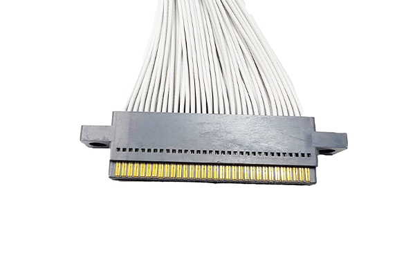 High-speed Connector To PCB 线缆组件（1.8Ghz）